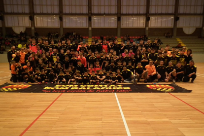 La escuela del Futbol Sala Comtat d’Urgell de Balaguer presenta a sus 140 jugadores