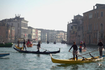 Los famosos canales de Venecia, en los días previos al Carnaval. 