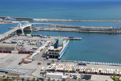 El puerto de Barcelona ya trabaja en un plan de contingencia.