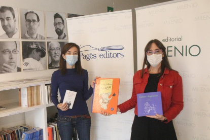 Eulàlia Pagès i Joana Soto, ahir a la seu de Pagès Editors.