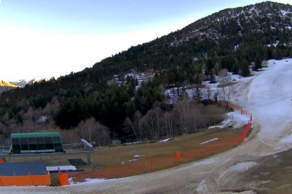 Imagen de ayer de la webcam de la estación de esquí de Tavascan. 