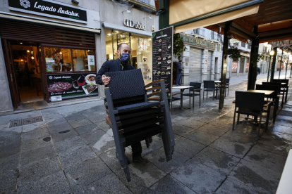 La restauració i l’hostaleria continuen sent els sectors més afectats per la pandèmia.