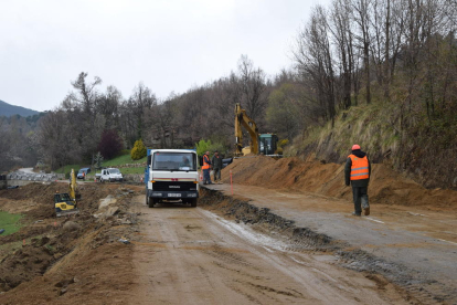 El acondicionamiento de la carretera de Lles fue el proyecto más importante de  la Diputación en 2020.