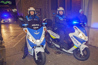 Dos agentes de la policía local de Tàrrega en moto, en una imagen de archivo.