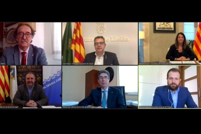 Representants de la Generalitat, Diputació, ajuntament, Inefc i UdL, ahir durant la firma del conveni que es va fer telemàticament.