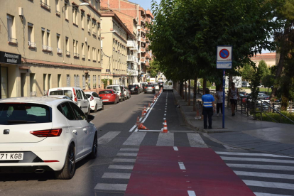 La eliminación de aparcamientos comportará la prolongación del carril bici en Ramón y Cajal.