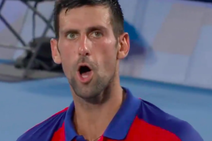Djokovic pierde los nervios en un partido y Twitter le recrimina lo que le dijo a Biles
