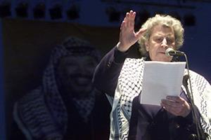 Mikis Theodorakis el 2002, en un concert de suport al poble palestí.