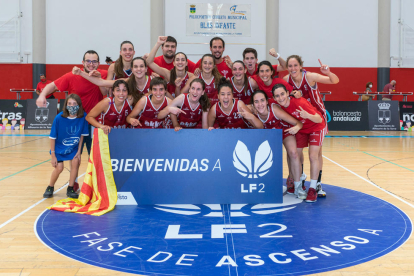 El CB Lleida es, desde ayer, nuevo equipo de la Liga Femenina 2 tras presentar el aval a la FEB.