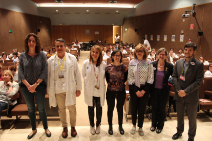 El Arnau celebró ayer una jornada con motivo del Día Internacional de la Enfermería.