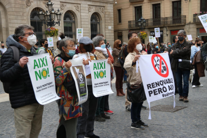 Concentració a Barcelona contra les macroinstal·lacions de renovables
