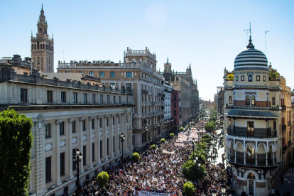 Manifestació convocada per la família de Marta del Castillo per demanar la repetició del judici.