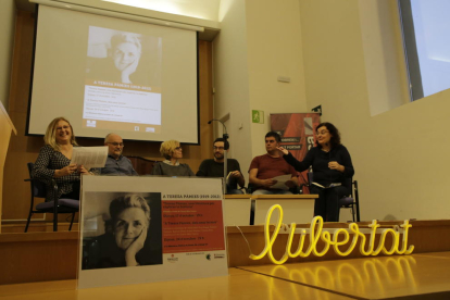 Els textos de Teresa Pàmies ‘reviuen’ a la Biblioteca Pública de Lleida
