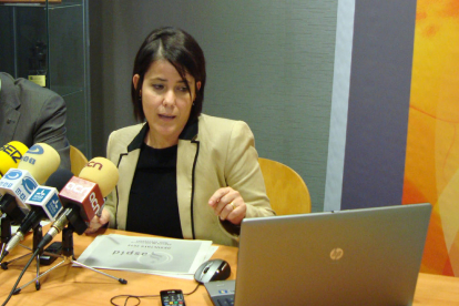 Montse Bertran en una rueda de prensa de la entidad
