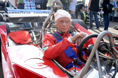 L’expilot Niki Lauda, campió del món en tres ocasions, va morir dilluns a Zuric.