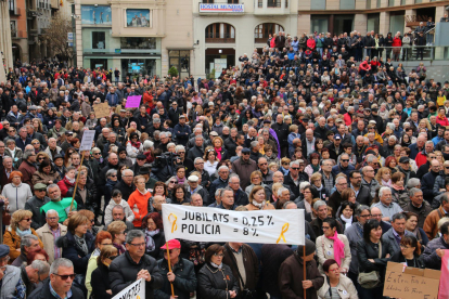 Imagen de archivo de una protesta de pensionistas en la ciudad de Lleida.