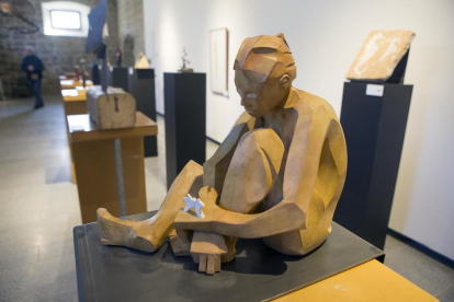 Un leridano debuta como escultor tras 20 años de albañil