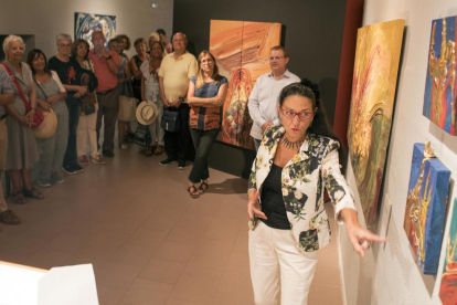 L’artista Mariona Millà durant la presentació de l’exposició ‘Diàlegs amb el patrimoni’.