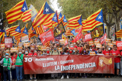 L'independentisme es mobilitza a un dia que Puigdemont declari a Sardenya
