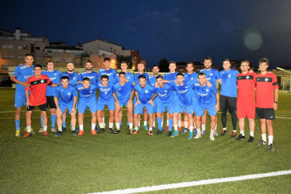 La plantilla de l’Alcarràs va iniciar ahir els entrenaments de pretemporada després d’aconseguir l’ascens.