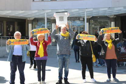 Membres del col·lectiu Silencio s’autoinculpen als jutjats de Madrid en solidaritat amb els Jordis.