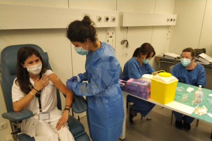 Primeres injeccions amb la vacuna de Moderna a Lleida