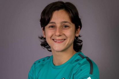 La plantilla de l’AEM per a aquesta temporada en una foto en la qual no van poder ser presents la capitana Vanesa Núñez ‘Pixu’ i Alexandra Taberner, que ha jugat a Islàndia.