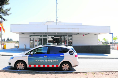 Comisaría de los Mossos d’Esquadra en Valls, con dos agentes enfermos y otros veinte en aislamiento.