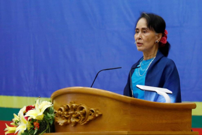 La nobel de la paz Suu Kyi es condenada a cuatro años de prisión en Birmania
