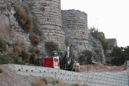 Les obres a la muralla de Saidí.