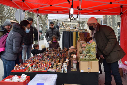 El paseo Joan Brudieu acoge la mayoría de mercados de Navidad.