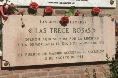 L’etern homenatge a Las 13 Rosas.