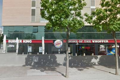 Inspección de trabajo obliga a Burger King a respetar el derecho de la imagen de sus trabajadores