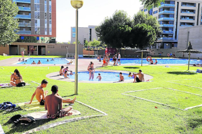 Las piscinas de Cappont el pasado verano, que abrieron en agosto, con el 70% de aforo y con cita previa.
