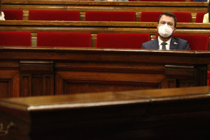Pere Aragonès, ayer en la sesión de control en el Parlament.