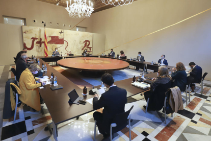 La reunió del Consell Executiu del Govern en funcions a Palau.