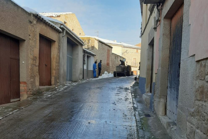 El Estado repartió ayer 20 toneladas de sal para Les Garrigues. 