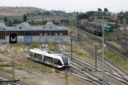 Imagen de archivo de un tren de FGC en el Pla de Vilanoveta de Lleida.