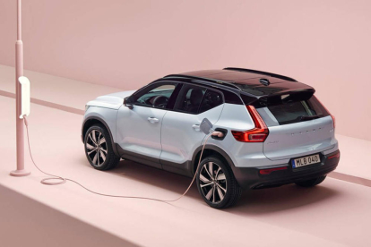Volvo Cars ha llançat al mercat espanyol el seu nou model 100% elèctric XC40 Recharge, les primeres unitats del qual arribaran als concessionaris a mitjans de juny.