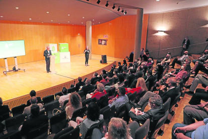 L’alcalde, Miquel Pueyo, ahir a la tarda durant la seua conferència celebrada en una de les sales de l’Auditori Enric Granados.