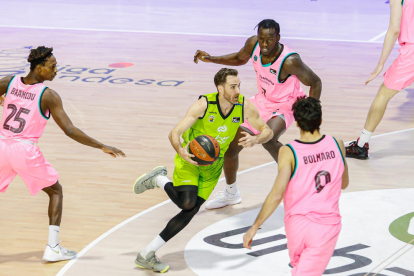 Brancou Badio y Ibou Badji han jugado varios partidos esta temporada con el primer equipo en ACB.