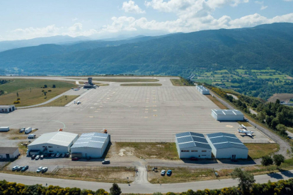 Vista de l’aeroport de la Seu d’Urgell.