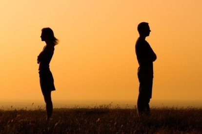 La pandèmia ha frenat l’augment dels divorcis, però també el dels matrimonis.