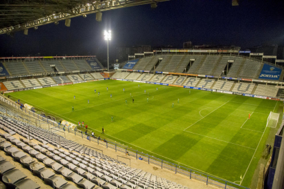 Imagen del Camp d’Esports durante un partido oficial del Lleida Esportiu.