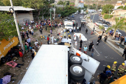 Un total de 55 personas murieron en el accidente en Chiapas.