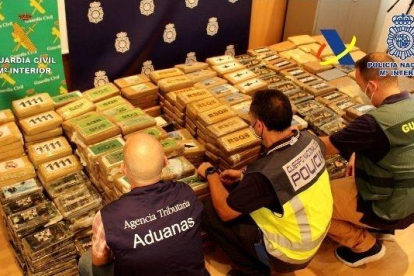 Confiscada a València una tona de cocaïna oculta en un contenidor