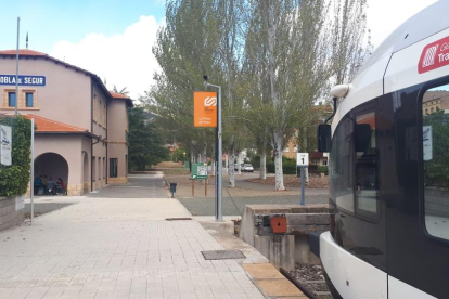 El tren de La Pobla llegó a esta localidad desde Lleida el 13 de noviembre de 1951.