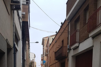 El carrer Sant Sebastià, on s’ha renovat la xarxa d’aigua.