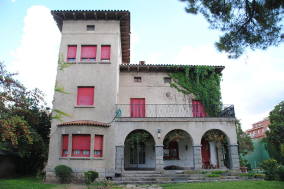 El edificio municipal de Cal Castelló, que quedará integrado en este complejo de la residencia.