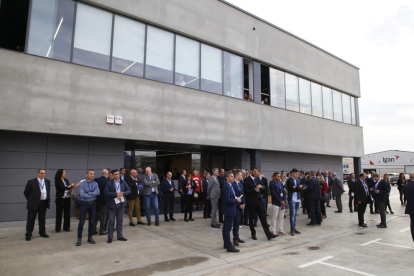 Serveto inaugura la nova central de l’empresa al polígon El Segre
